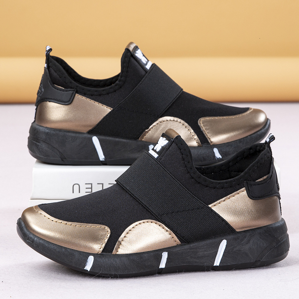 2025 New Korean Version One Step Lazy Women's Deep Mouth Round Head Plush Women's Designer Fashion Travel Shoes