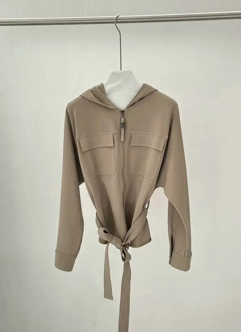 25 Autumn and Winter BC Style Combed Cotton Sweatshirt suit Zipper Belt Jacket with Trousers TwoPiece Set for Women 251110