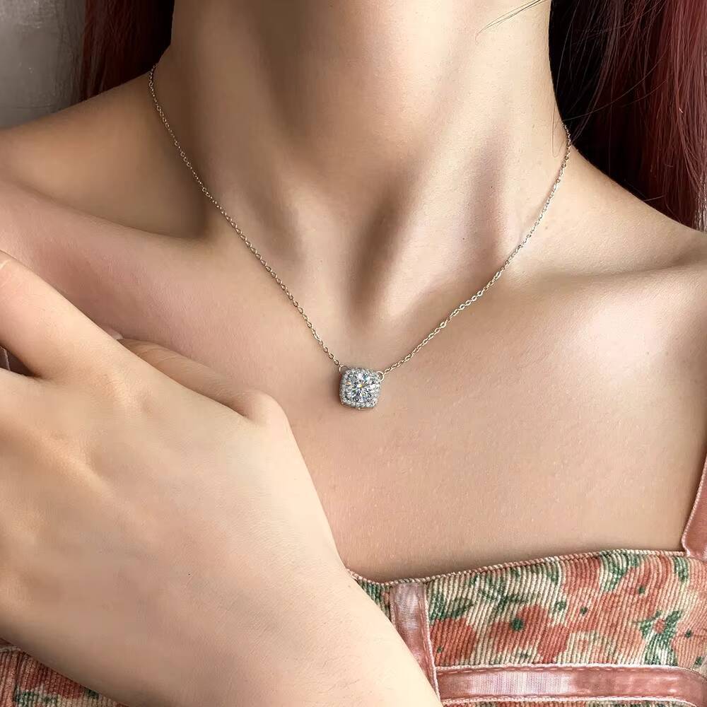 S925 Sterling Silver Minimalist Luxury Four-Prong Moissanite Square Pendant Necklace with Collarbone Chain for Women