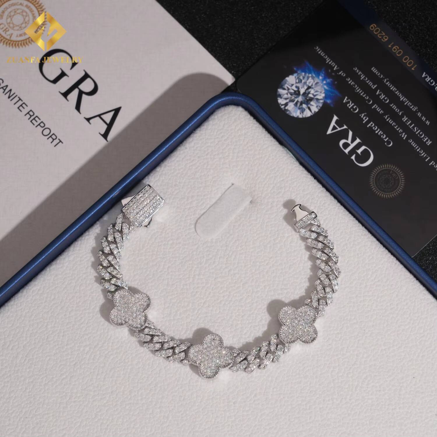 Iced Out Jewelry 925 Sterling Silvrr Lucky Clover Four-Leaf Flower Bangle Bracelets Diamond Vvs Moissanite Luxury Fashion