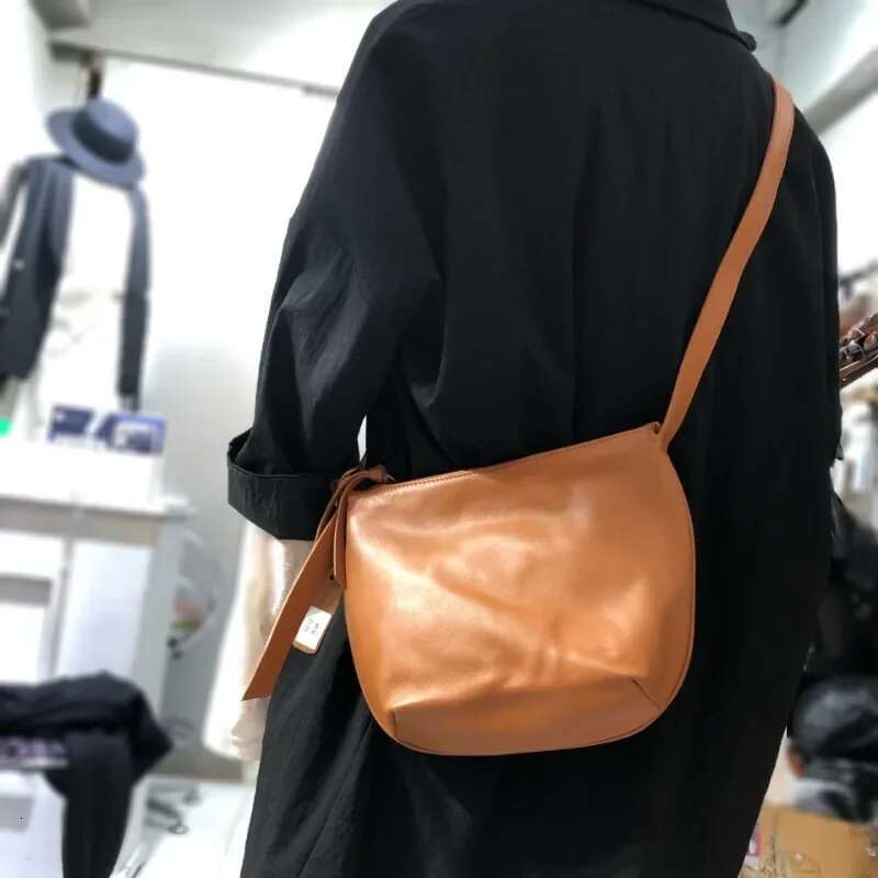 Handcrafted Soft Cowhide Crossbody - Women's Lightweight Street Hobo, Genuine Leather Casual Shoulder Bag With Urban Edge