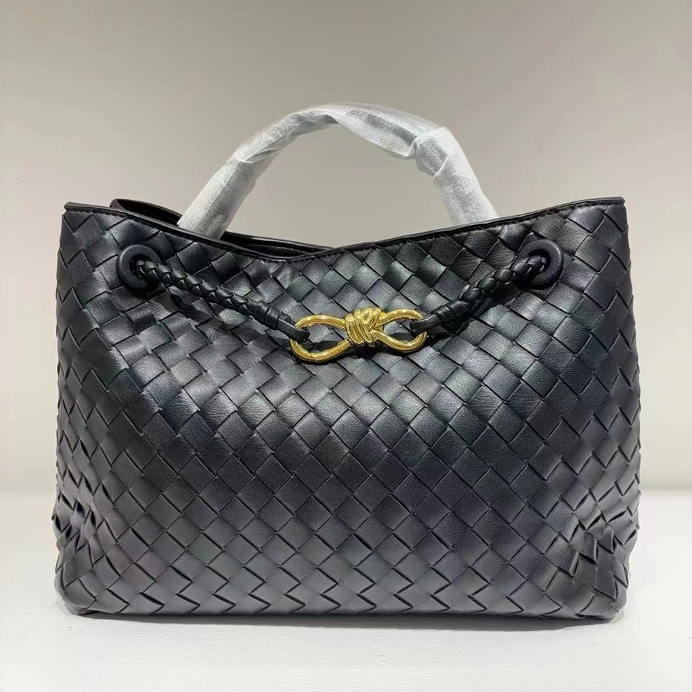 Designer Vintage Woven Craft Designer Handbag Handbag Fashion Commuter High-end Feel Women's Bag Single Shoulder Crossbody Large Bag