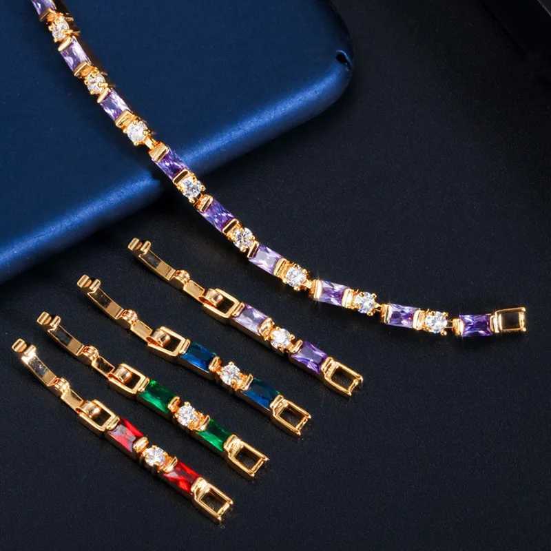 Pera Delicate Square Cut Red Cubic Zirconia Ladies Shiny Gold Color Thin Round Bangles Bracelets for Dinner Party Jewelry B162T251110