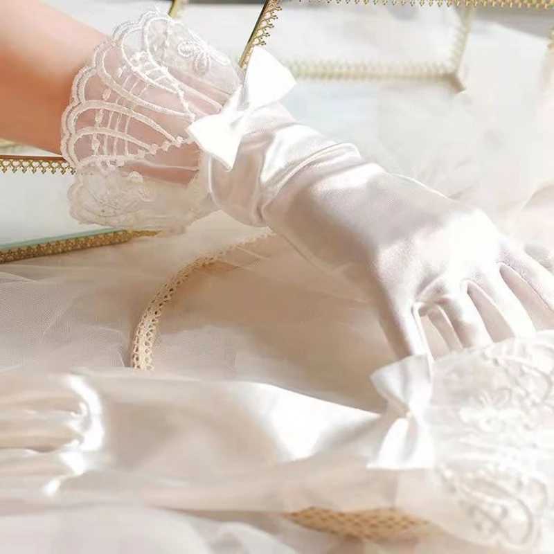 Off-White Satin Lace Wedding Gloves for Bride Fancy Bridal Accessories Formal Party Fingertip Wedding Gloves L251110