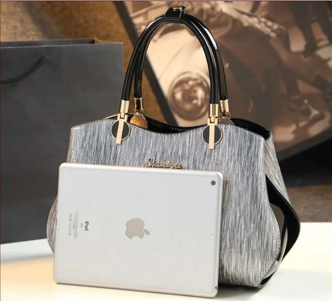 New Arrival Korean Style Simple Pillow Shoulder Bags Handbags Women Famous Brands Top Handle Bag Patent Leather Messenger Clutch