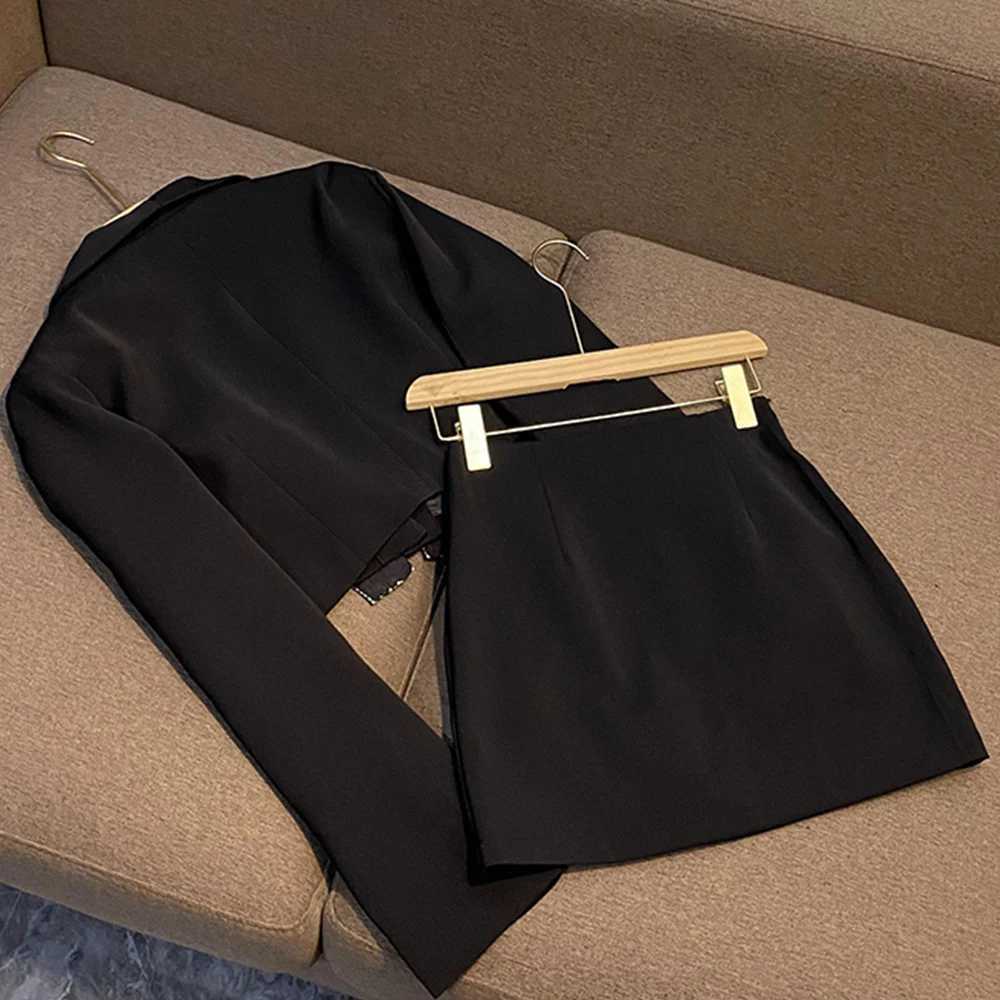 Pearl RhinESTone Short Blazer Sexy Mini Skirt Women BlaCK Fashion Casual Party Suit 2Pcs Lady Set Autumn Winter New W251110