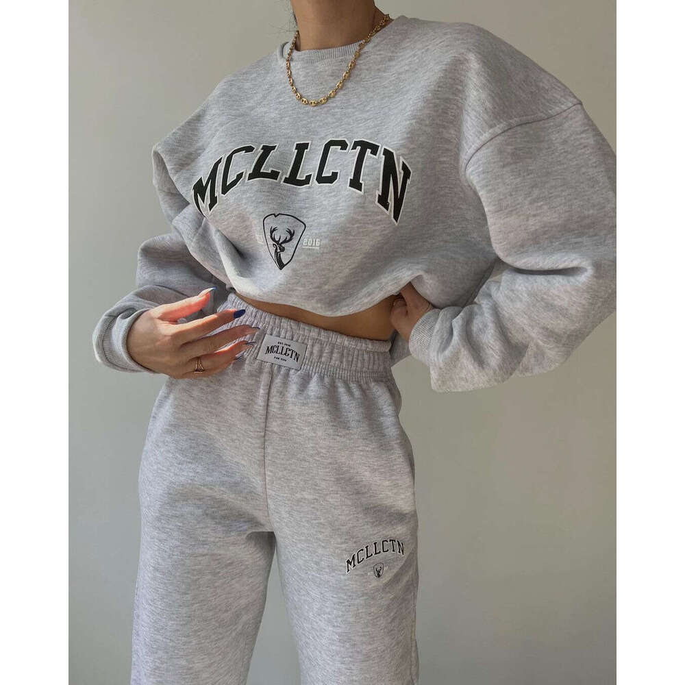 2024 European and American women's casual fashion printed thick suit with fleece hoodie long sleeved pants set