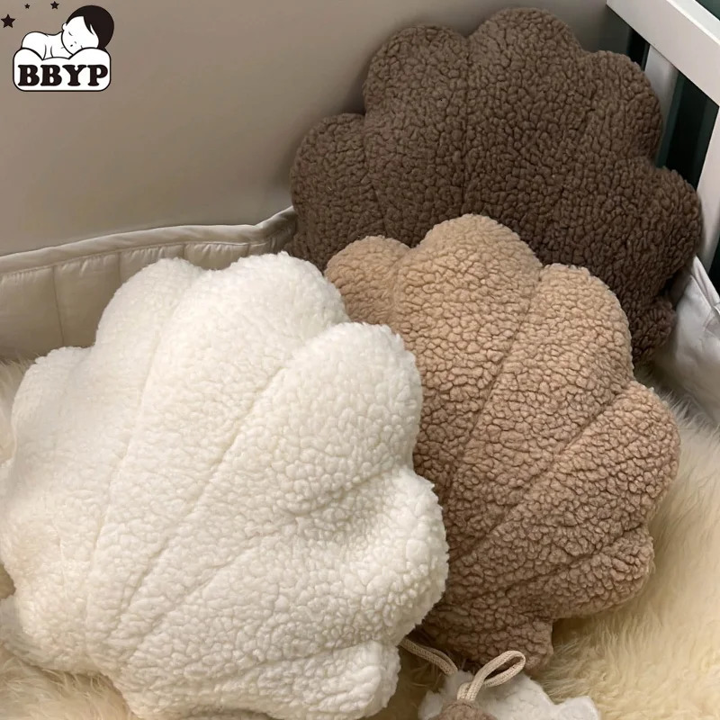Cute Plush Shell Shape Baby Pillow born Pography Props Posing Pillow Cute Furry Cushion for Baby Studio Po Shooting 251104