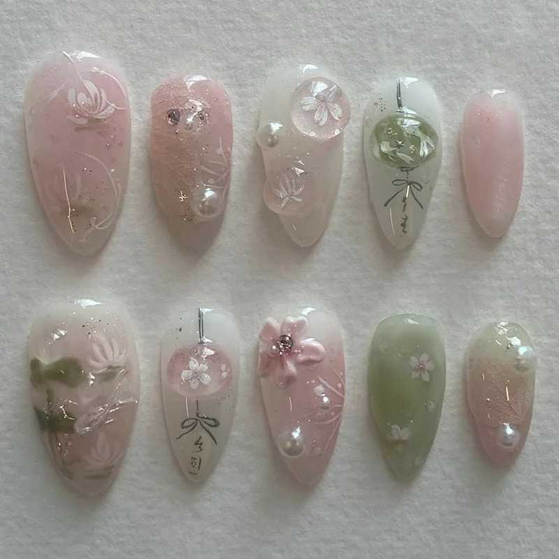 24 piece fake nail set on a press almond wearable simple French flower fake nail art gold bead design diamond processing tip W250410