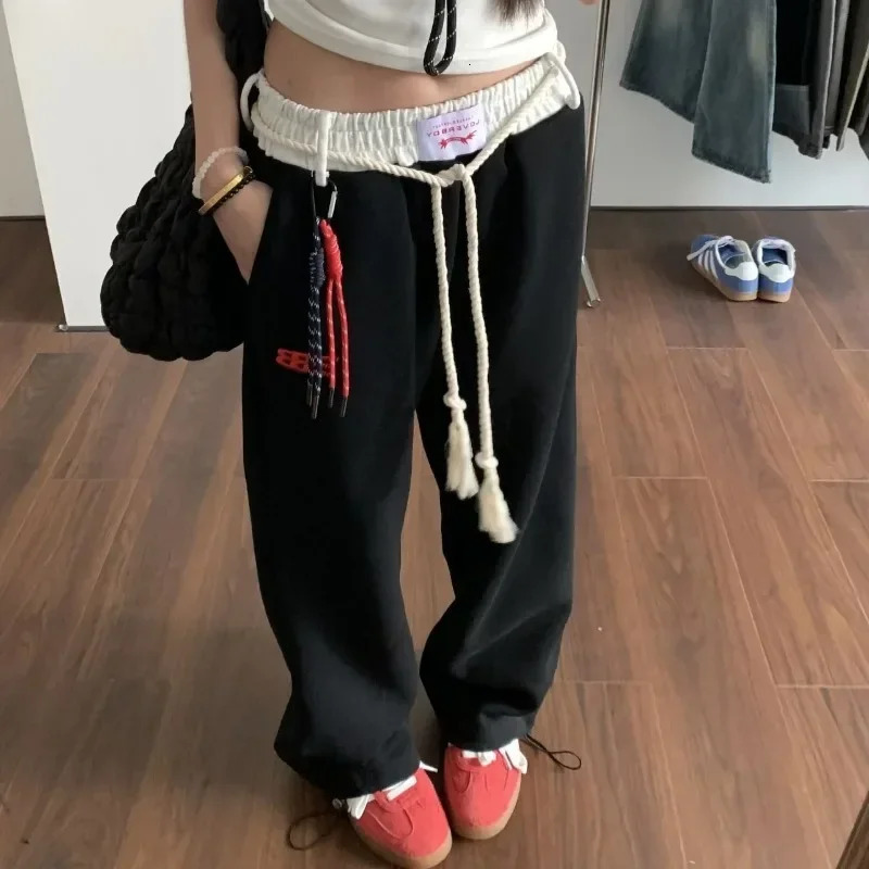 Deeptown Vintage Baggy Sweatpants Woman Y2k America Sports Hip Hop Joggers Pants Autumn Casual Korean Fashion Loose Trousers 250409
