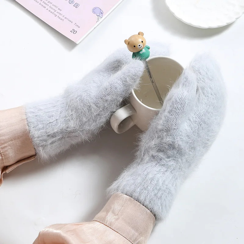 Women Winter Keep Warm Plus Cashmere Velvet Thicken Elasticity Full Fingers Mittens Gloves Rabbit Fur Knitted Wool 251106