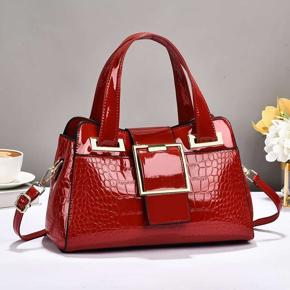 Luxurious Handbag 2025 New Classic Suitable for Middle-aged Mothers, Capacity Practical Multi-layer Crossbody Crocodile Pattern Shiny Branded High Qua