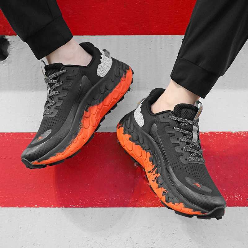 Professional Running Shoes Unisex Luxury Brand Walking Sneakers Men Women Designer Sport Shoes For Couples Non-Slip Jogging ShoeC250410