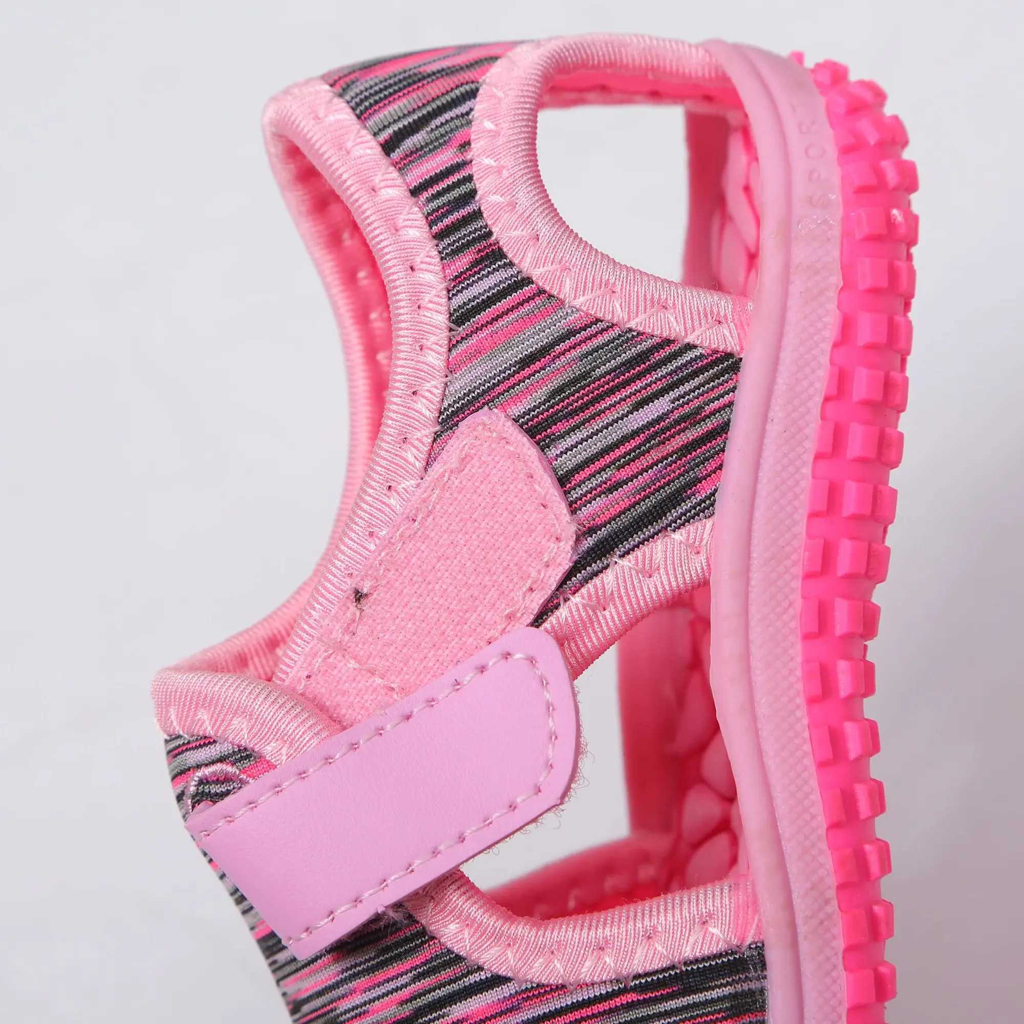 Childrens sandals for boys and girls summer shoe caps sports sandals beach shoes Z250410
