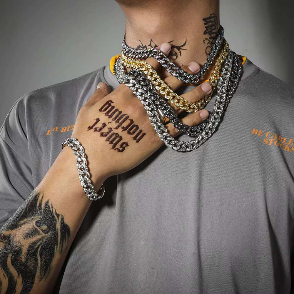 Waterproof matte hot gold-plated men's necklace long Miami Cuban chain