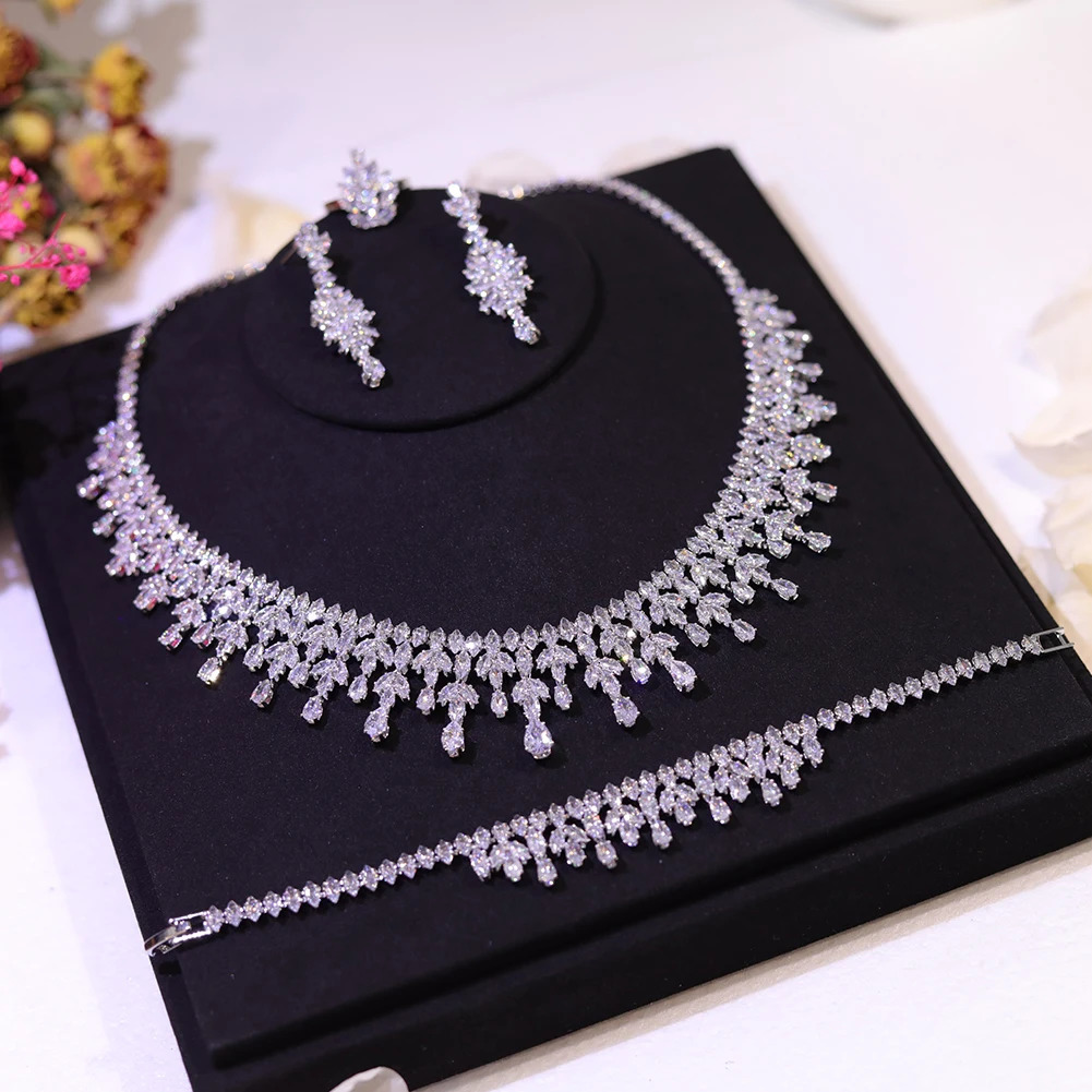 ZY UNIQUE Dubai Jewelry Sets Leaf Bridal Necklace Earring Set 5A Cubic Zirconia Femme Ladies Wedding Accessories 250409