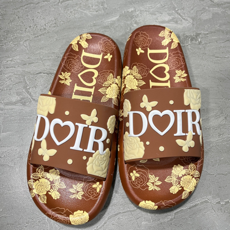 Graffiti Letter-Printed Flip-Flops For Men And Women Heart Shape Design Slip On Shoes Size 36-41 Free Shipping