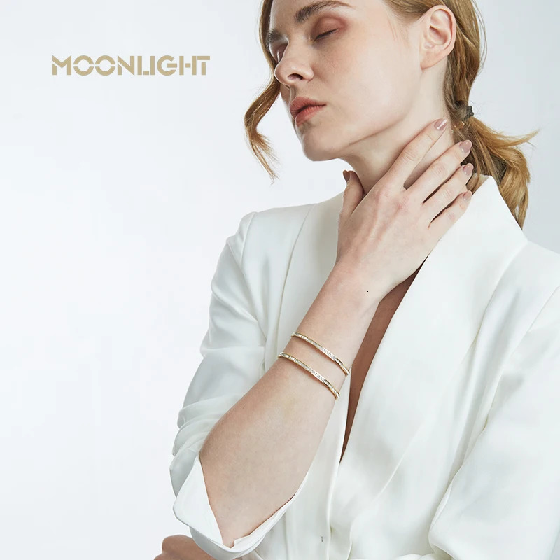 MOONLIGHT Womens Steel Bangle Bracelet Classic Round Cubic Zirconia Bangle Fashion Couple Accessories 251103