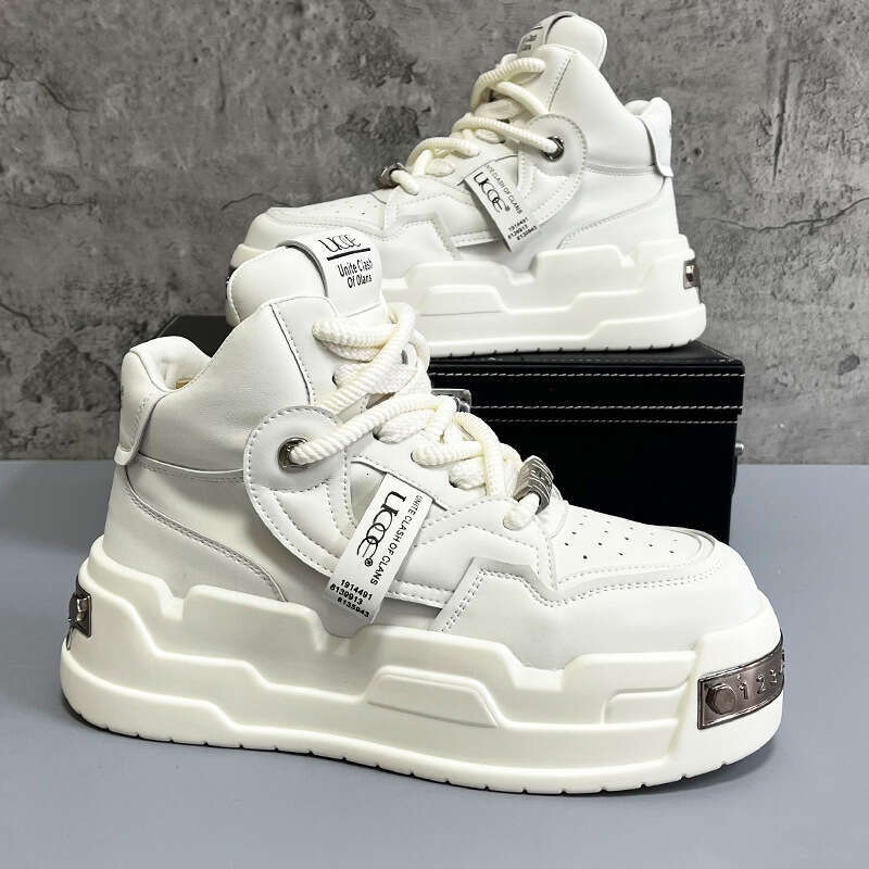 2025 High-End Casual Men's Simple Solid Color White Shoes Leather Soft Sole Comfortable Lightweight Sneakers