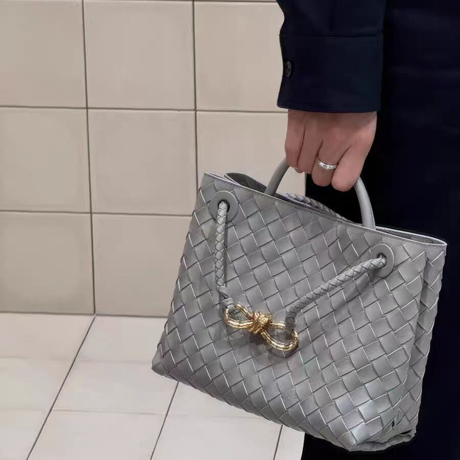 Designer Bag Woven Tote Bag For Women 2025 New Large Capacity Fashion Designer Handbag Luxury Retro Metal Rope Buckle Handbag Single Shoulder Crossbod