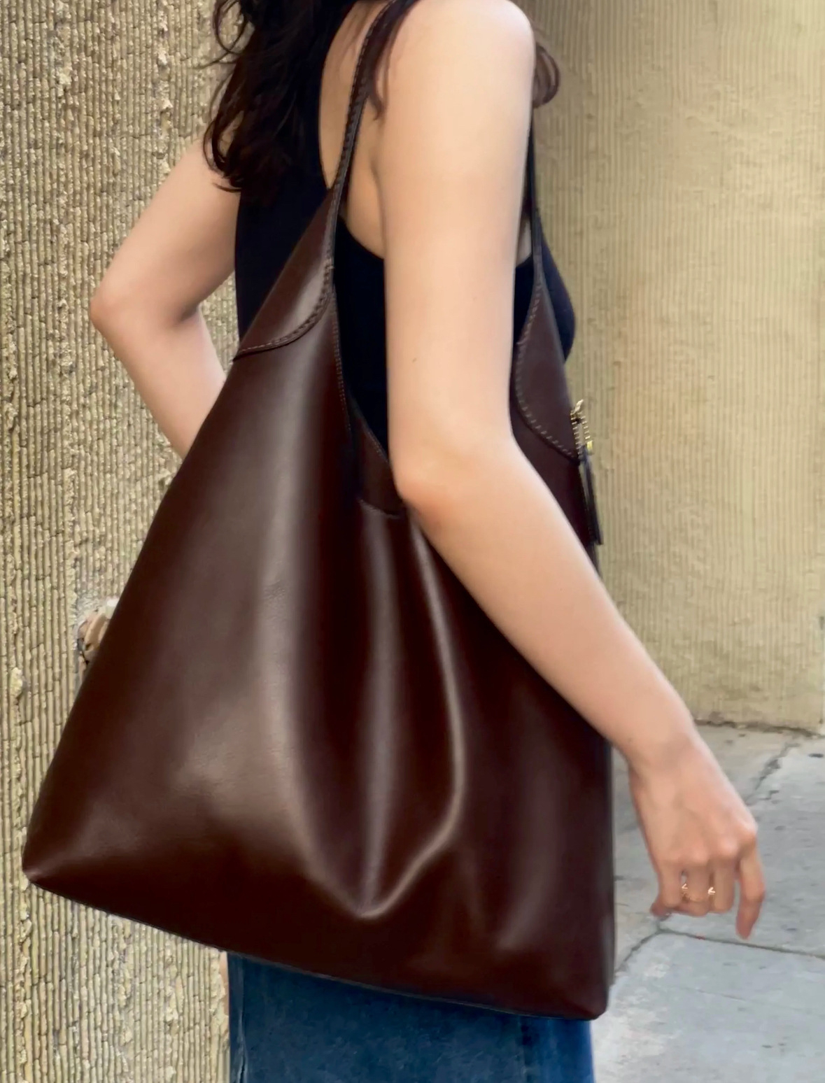 Designer bag shoulder bag retro style light luxury handbag armpit bag winter new casual multifunctional women's bag