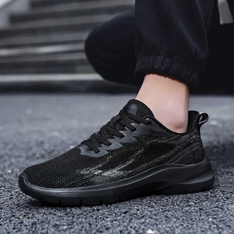 New Mens Mesh Running Thick Sole Anti Slip Walking Outdoor Tennis Lightweight Sports Shoes Comfortable Training Jogging ShoesC250410