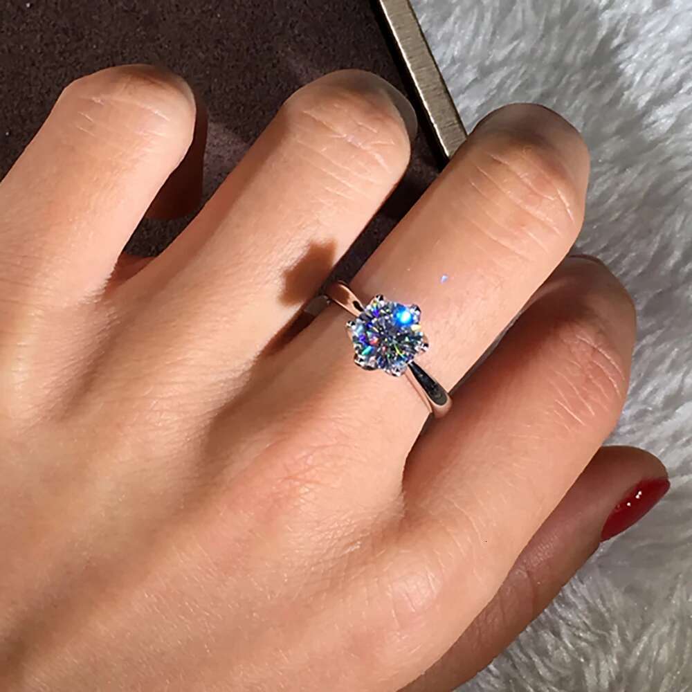 Custom Solid 18K Au750 White Gold Women Wedding Party Engagement Ring 1 2 3 4 5 Ct Round Moissanite Diamond Ring Classic