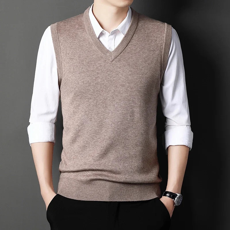 Mens Solid Color Sweater Vest Casual Fashion Warm Top for All Seasons Comfortable Breathable Layering Essential 250409