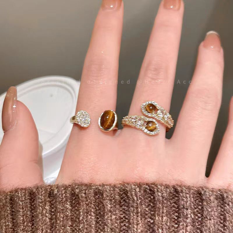 Milad Snake-shaped Tiger Eye Stone Alloy Ring For Women Unique Designer Ring Design Retro High-end Light Luxury Fashion Ring Adjustable Index Finger R