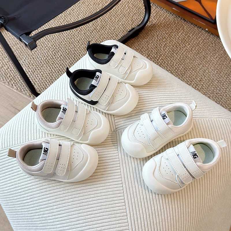 2025 spring autumn new fashion kids Comfortable sports shoes boys girls easy to wear anti slip indoors outdoorsT251110