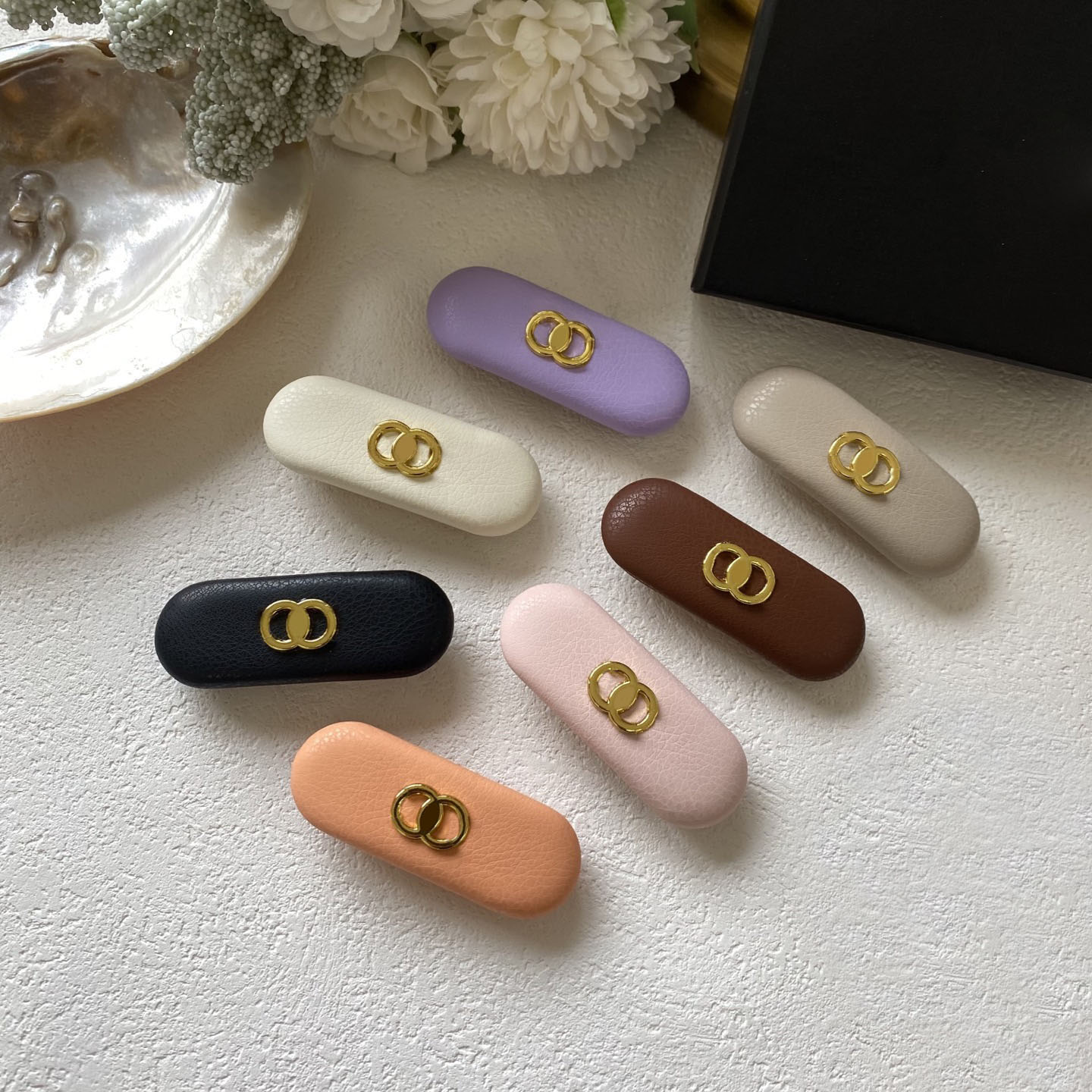 Summer Fashion Women Classic Letter Hair Clip Metal Barrettes PU Leather Barrettes Fashion Hair Accessories Headwraps HairHoop Headwear Hair Jewelry