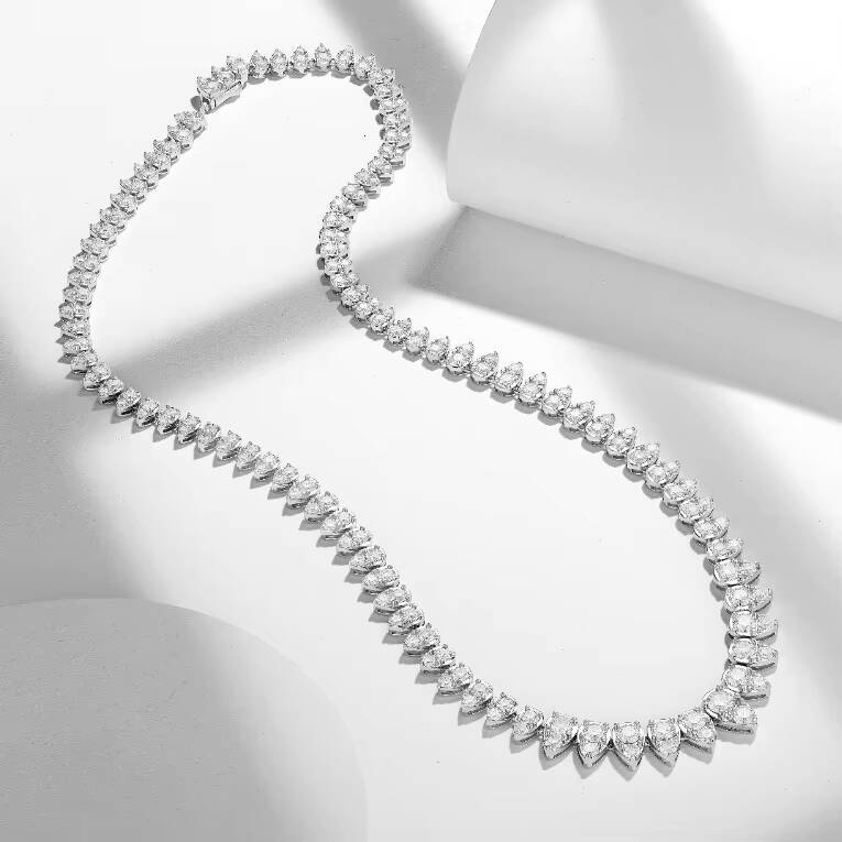 Ruizuan Luxury Women 925 Silver Moissanite Necklaces Custom Jewellery Manufacturer Jewellery Charms