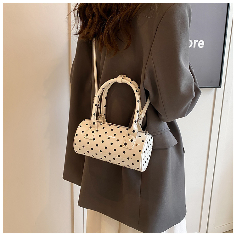 Niche Polka Dots Women's 2025 New Women's Designer Bag Fashionable Multi Functional Underarm Slant Body Exquisite High End Elegant Handheld 