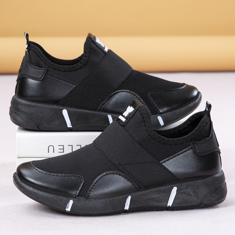2025 New Korean Version One Step Lazy Women's Deep Mouth Round Head Plush Women's Designer Fashion Travel Shoes