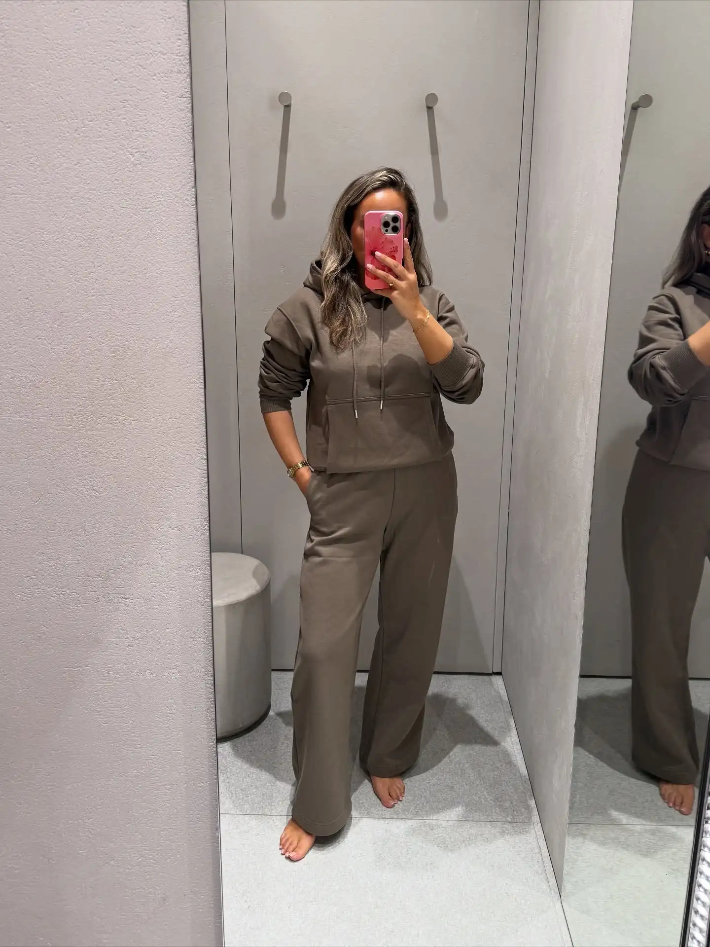 Female Hooded Sweatshirt Front Pocket Casual SweatpantsElastic Waist Pants Autumn Set Solid Beige Fashion High Street 251110