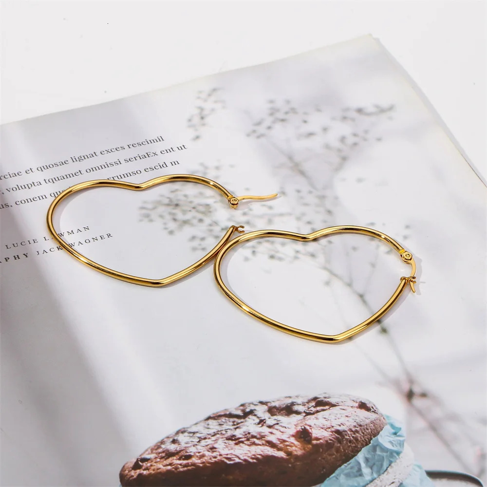 1 Pair Simple Smooth Big Heart Hoop Earrings For Women Lady Exaggerated Gold Color Stainless steel Jewelry Gift Drop 251110 - view 5