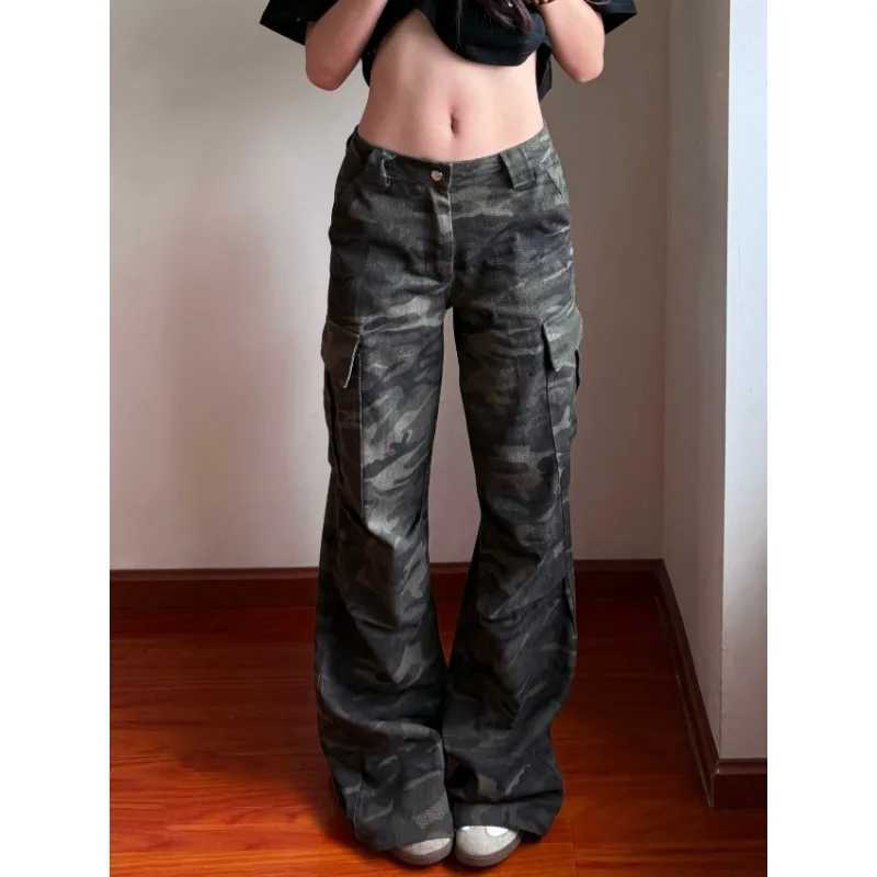 Loose Fit Womens Casual Jeans High Waist Wide Leg Denim Trousers American Camouflage Overalls Autumn Winter Trendy Comfort Wear C251110