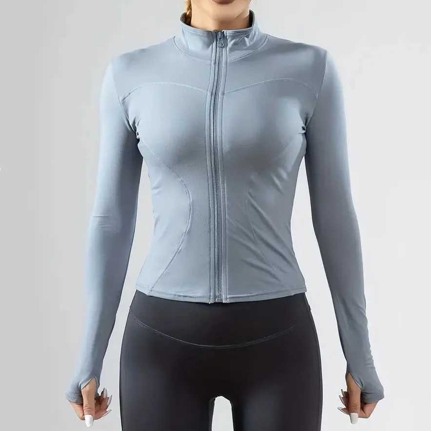 Yoga jacket short sleeved sports jacket womens fitness clothing weight loss body sculpture zipper yoga jacket outdoor sports long sleevedXJ250410