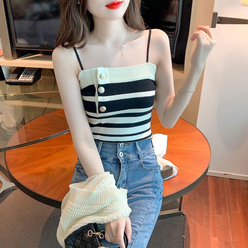 2025S Designer Women S T Shirt Summer New Knitted Striped Strap Tank Top For Women S Interior Unique Short Student Top Ins Trend