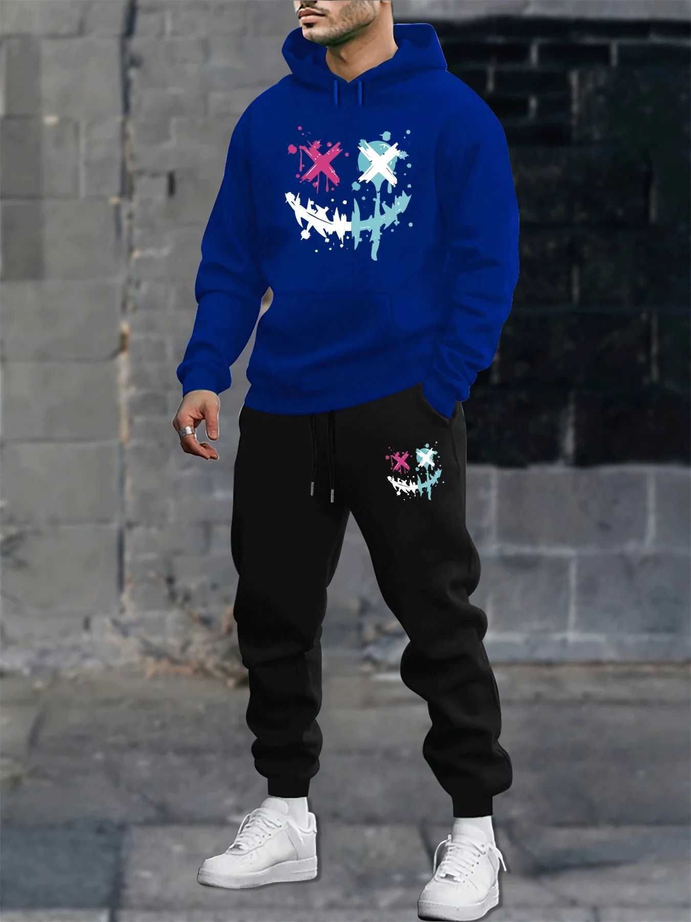 Mens autumn and winter casual fashion warm smiling face pattern printed loose plush thick hooded sweatshirtsweatpants set W251110