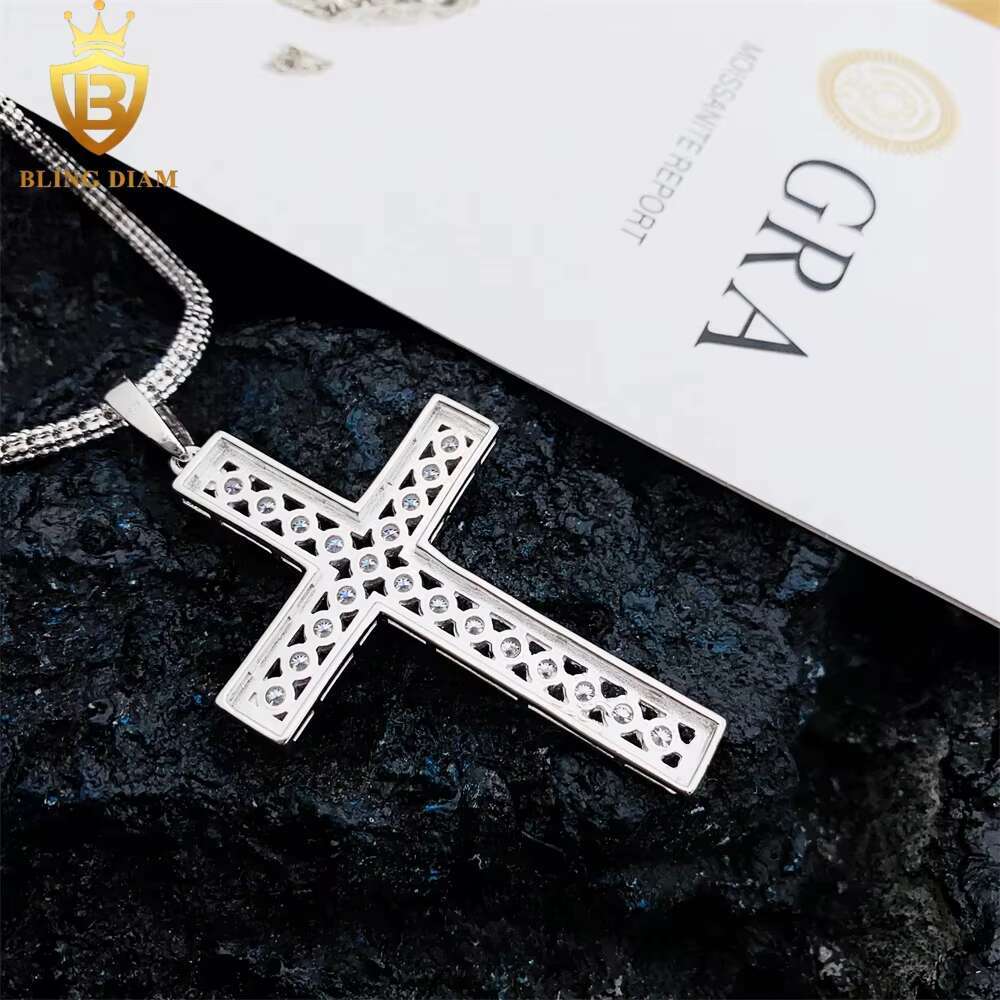 GRA Certificate Hip Hop Jewelry 925 Sterling Silver Iced Out Moissanite Cross Pendant Pass Diamond Tester