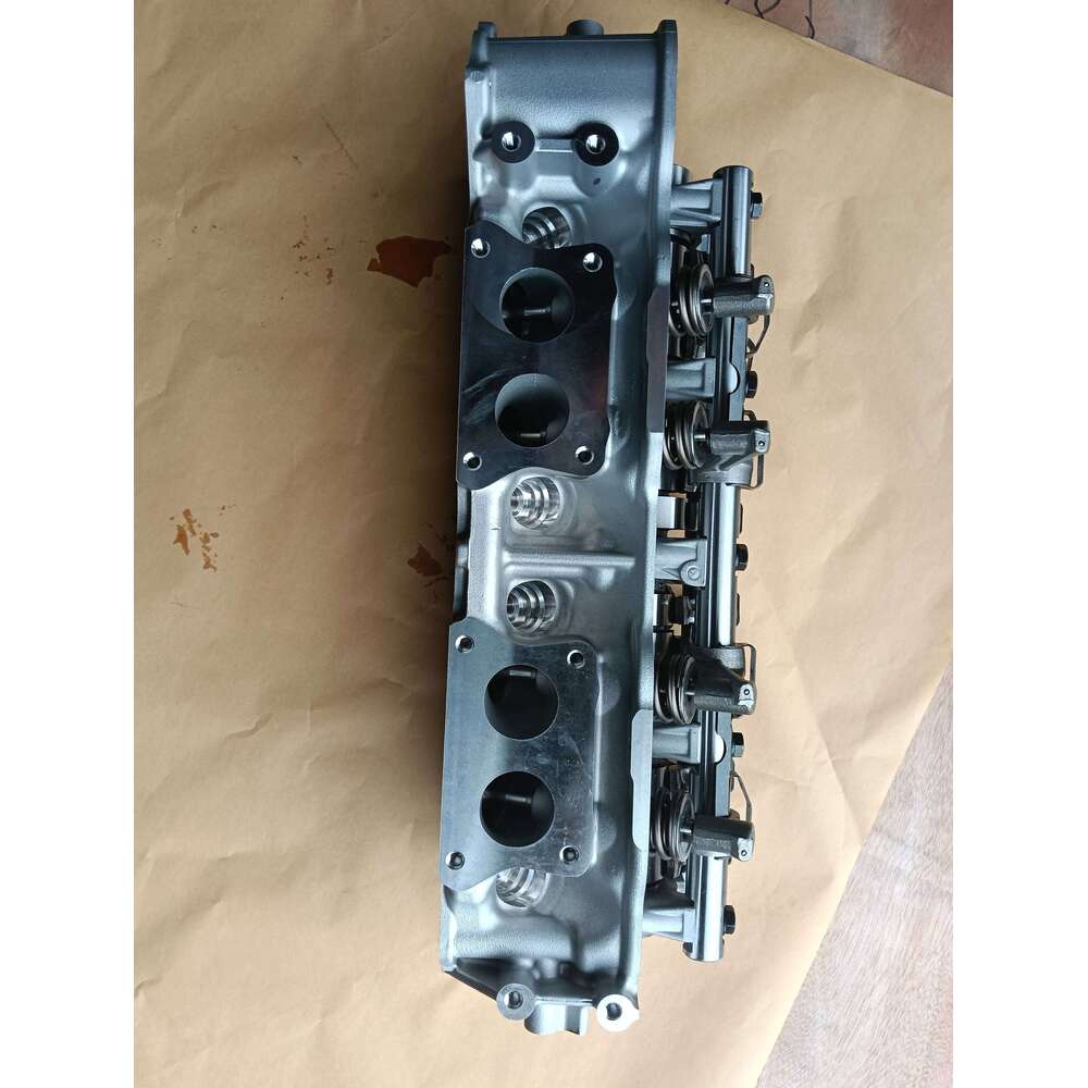 Complete Cylinder Head KA24 12V 2.4L Auto Engine Part New for Nissan NAVARA/MISTRA/HARDBODY 11040-40F81 11040-40F11