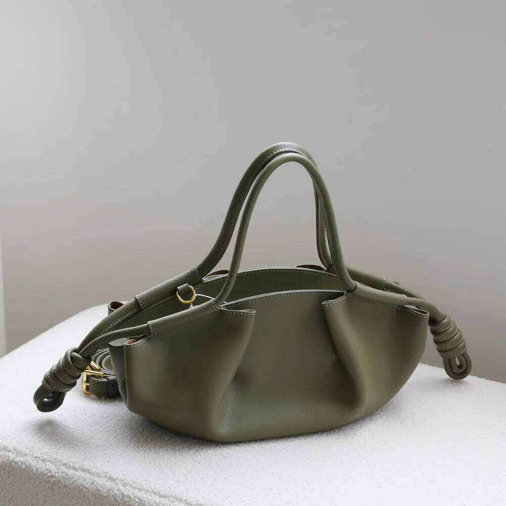 Cowhide Dumpling Genuine Leather Luxury Design Pleated Drawstring Cloud Bag Vintage High Quality Fashion Women Handbag St251110