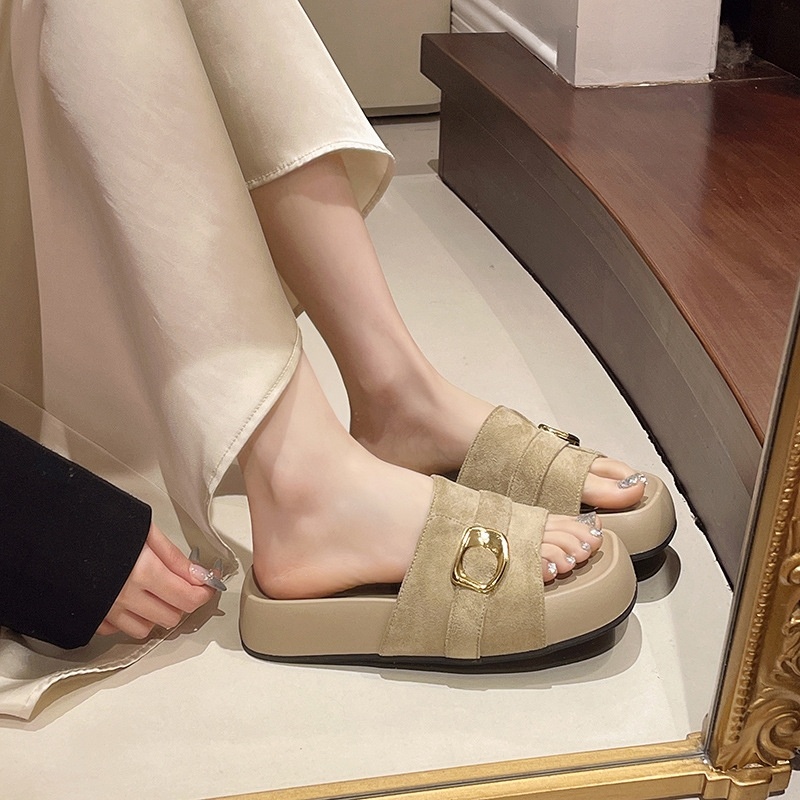 New free summer fashionable thick soled height increasing slippers black designer women sizes 35-40