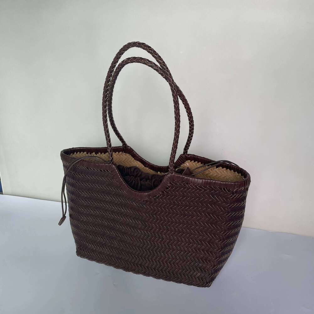 Genuine Leather Hand-Woven Large Capacity Imported Cowhide French Vintage Vacation Beach Women's Hand-To-Door Tote Bag 251110