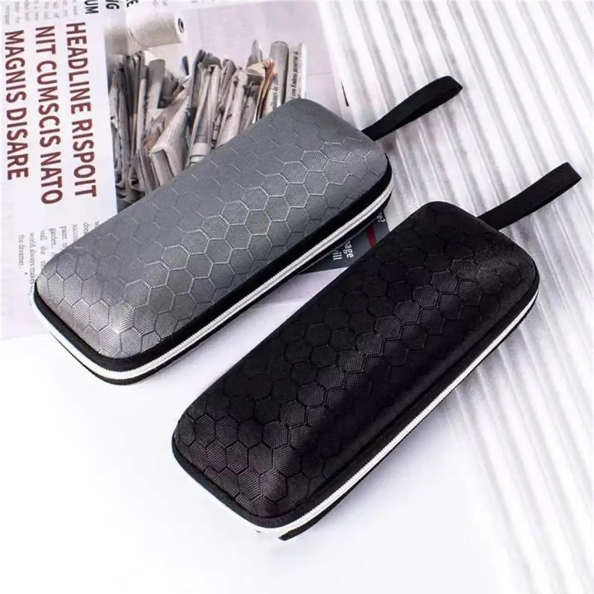 1 piece honeycomb pattern glasses case minimum hard protector zipper storage box bluerosegraypurpleblack 250410