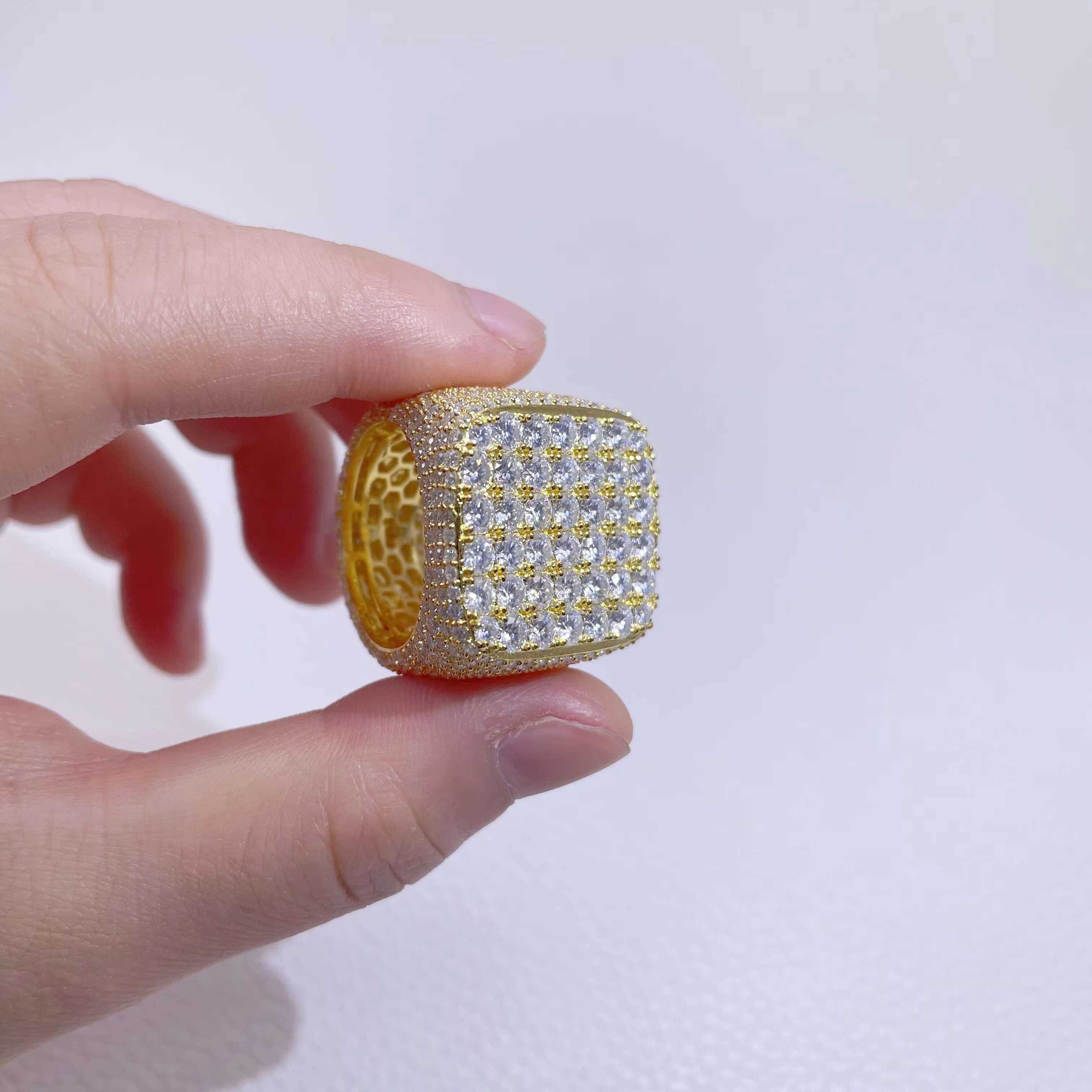 Hip Hop Ring Mens Jewelry White Gold Plated Iced Out 925 Sterling Silver Moissanite Pinky Rings