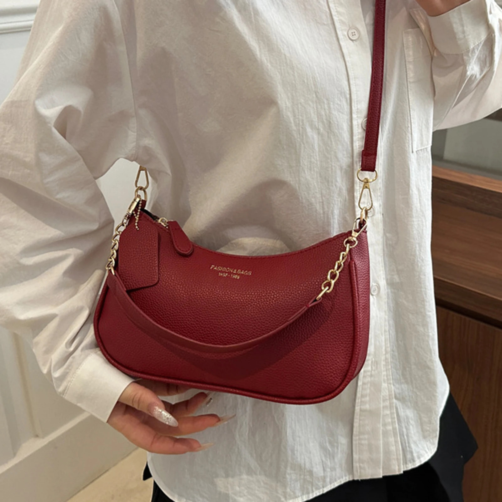 Leather Women Crossbody Bag Small Trendy Casual Daily Shoulder Handbags For Women R251110