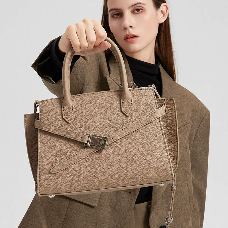 Luxury Bag Designer New Togo Top Layer Cowhide Fashion Versatile Crossbody Commuter Handbag Tote Bag High End