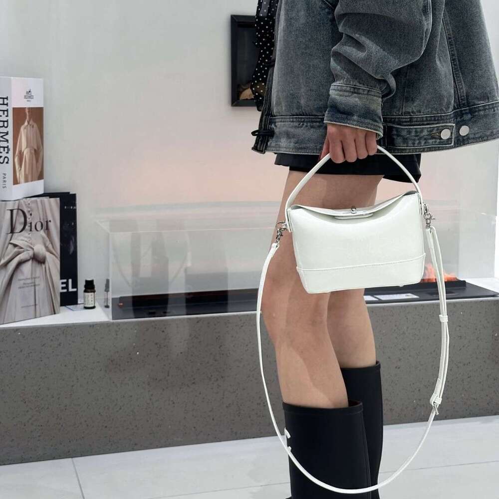 Leather Women S Cross Border Customizable New Pillow Top Layer Cowhide Dumpling Single Shoulder Crossbody Bag High Quality